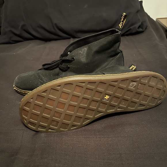 Dr Martens Henrie size US 12 black canvas